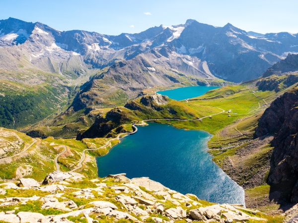 Lacs et refuges des Dolomites